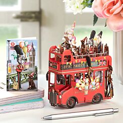 ‘The King's Party Bus’ 3D Greetings Card