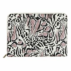 BALEIGH Giraffe Quilted 13-Inch Laptop Case